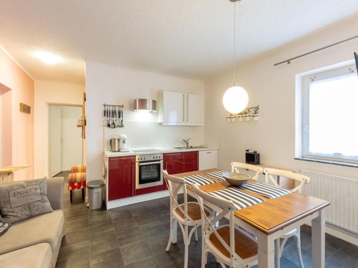 Apartment With A Shared Sauna In Бихлбах Екстериор снимка