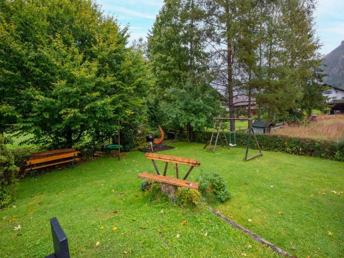 Apartment With A Shared Sauna In Бихлбах Екстериор снимка