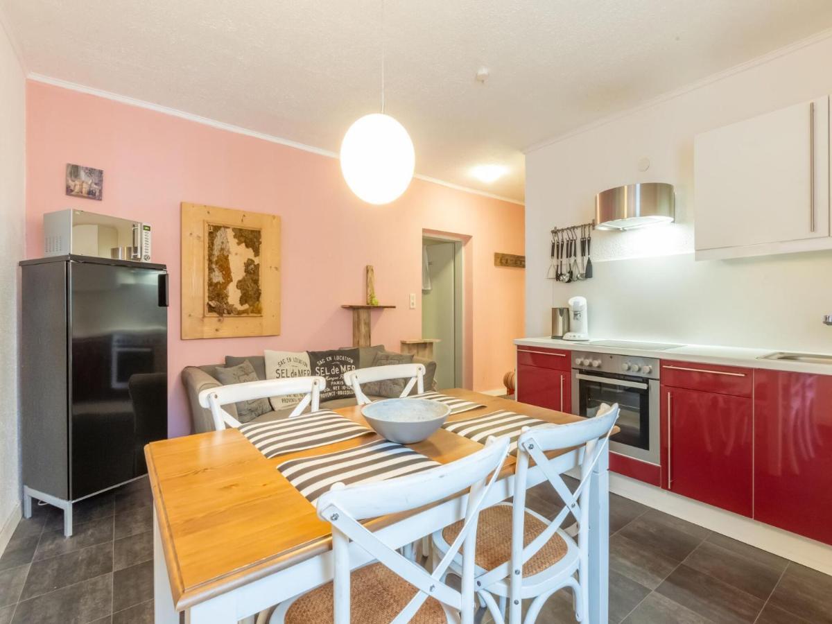 Apartment With A Shared Sauna In Бихлбах Екстериор снимка