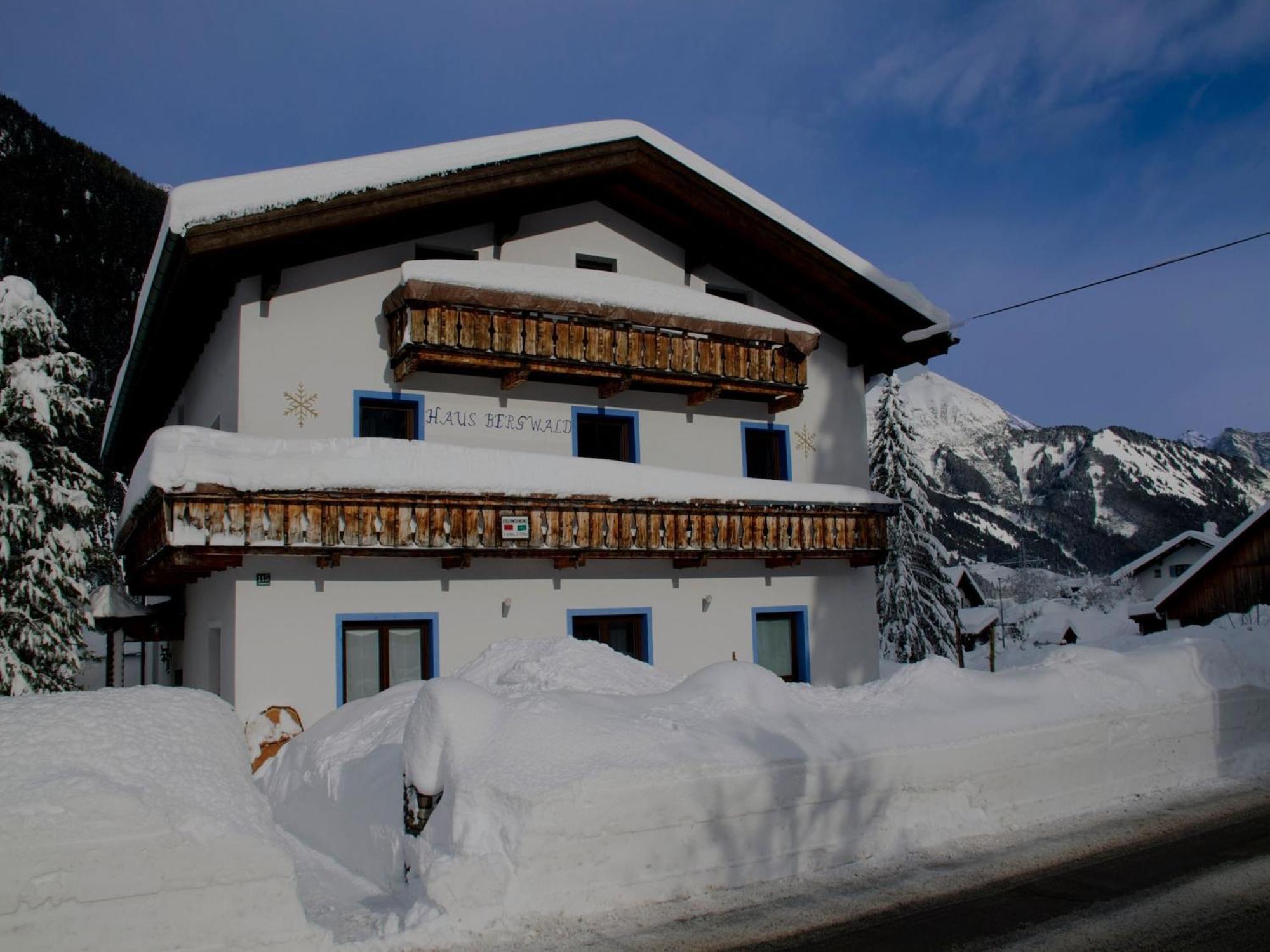 Apartment With A Shared Sauna In Бихлбах Екстериор снимка